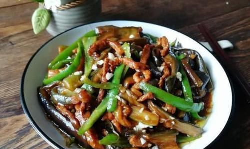 肉絲尖椒燒茄條